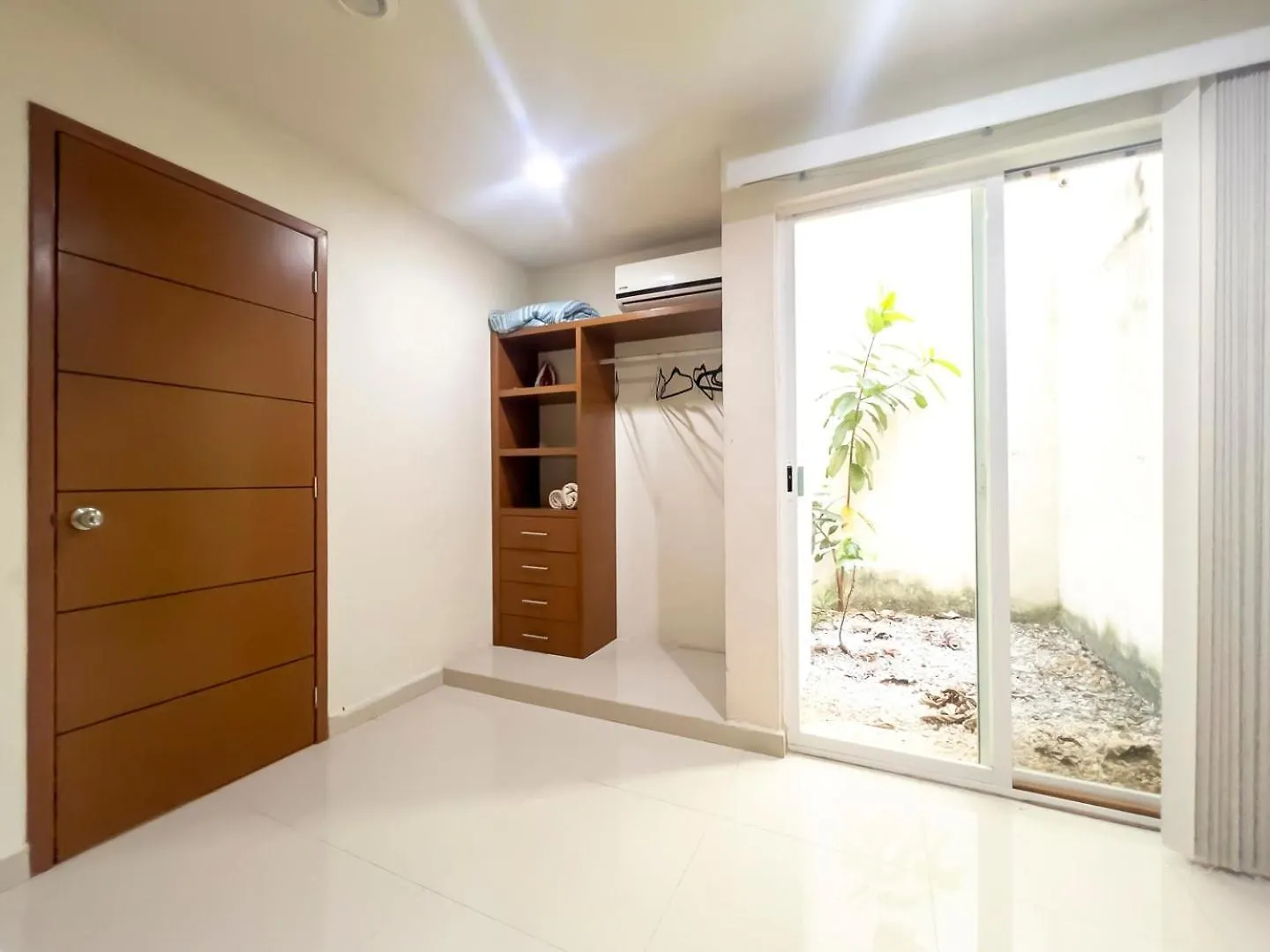New Cancun Oasis Sunsets & Comfort Near The Beach Apartment 0*,