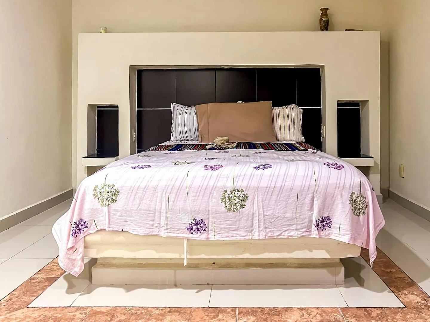 New Cancun Oasis Sunsets & Comfort Near The Beach Apartment Mexico